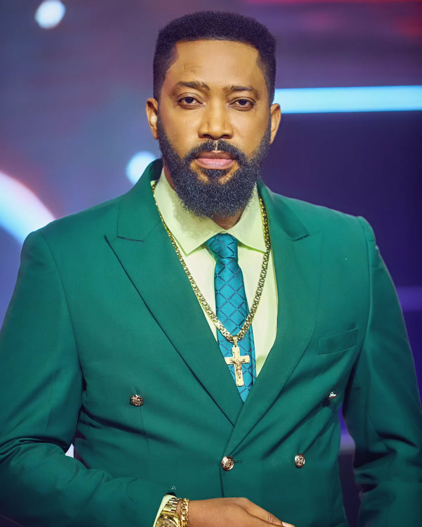 Frederick Leonard : le « Film Lord » romantique de Nollywood entre résilience, réalisme et élégance